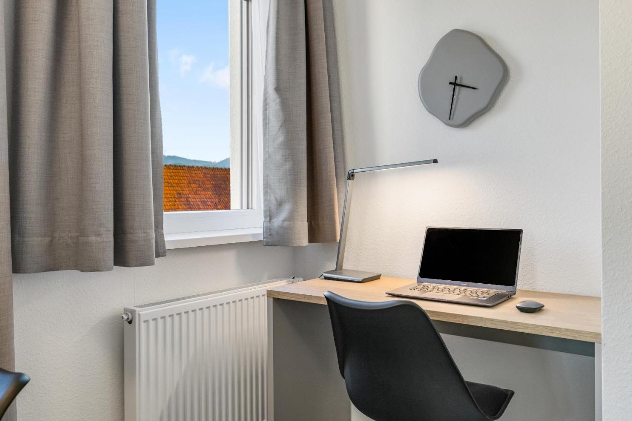 Empire Living: Denzlingen Marktplatz Exteriér fotografie